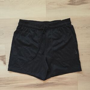 NWT Men's Nike Yoga Shorts, Black, Size Small